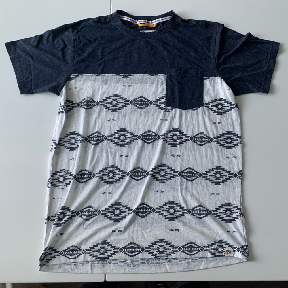 Free Planet pocket tee